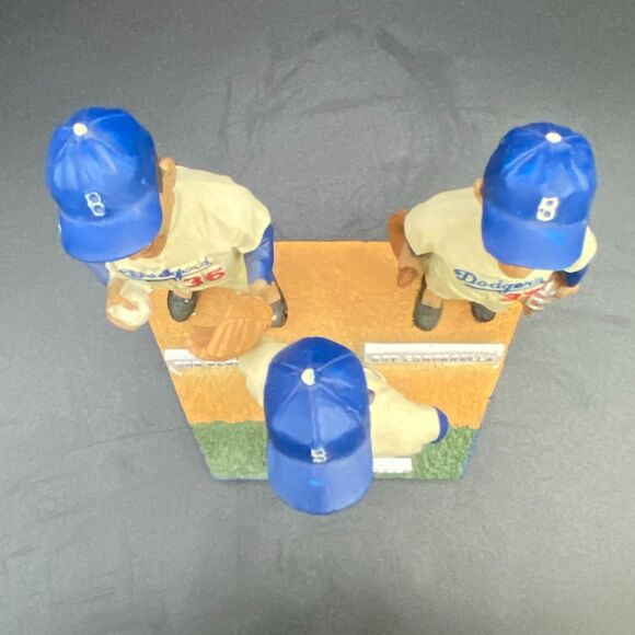 Dodgers Legends Statue – Robinson, Campanella, Newcombe - Picture 5 of 9